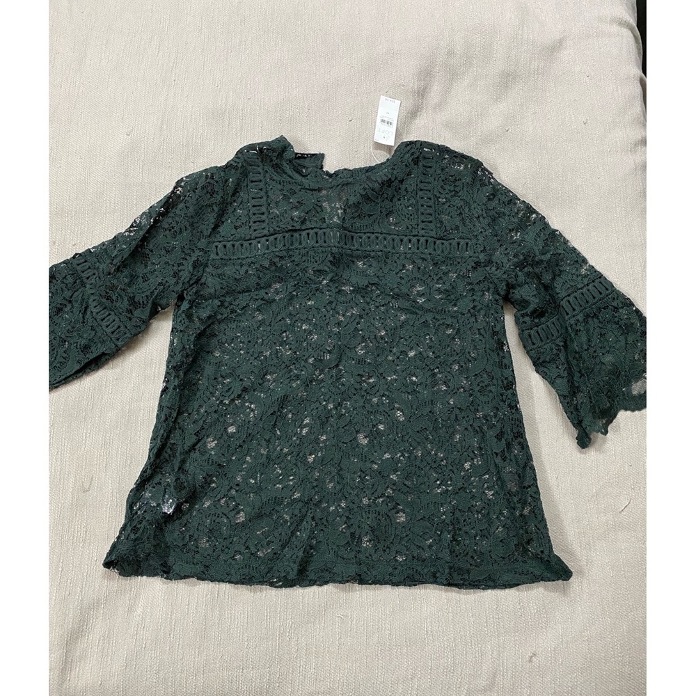 Green lace flowy blouse